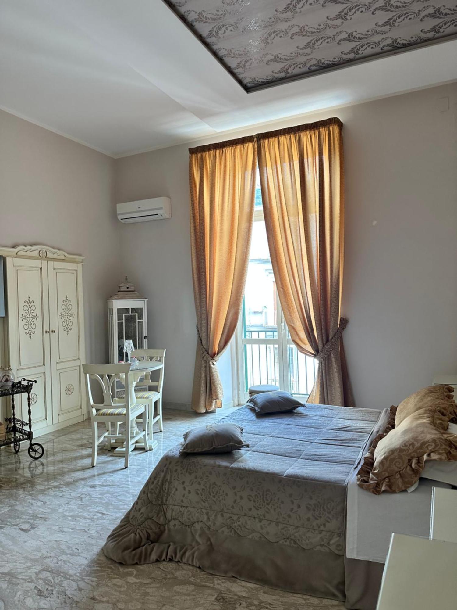 Gold94 Bed & Breakfast Naples Exterior photo